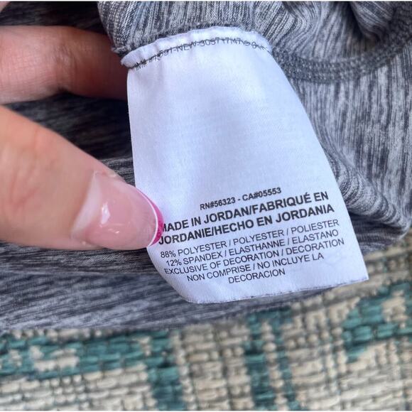 Nike Dri-FIT Black Cropped Workout Top - Women's Size S - Picture 7 of 11